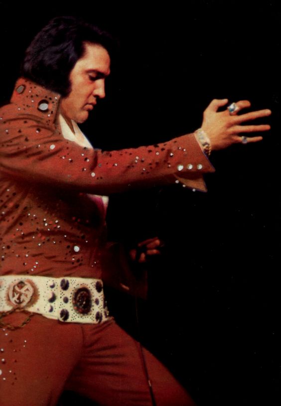 Elvis Presley Outfits: King in Red – Classic Rock World